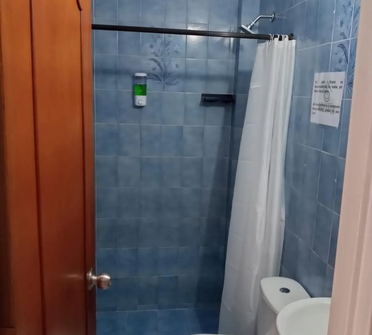 Гостевой дом Road Living Home Медельин