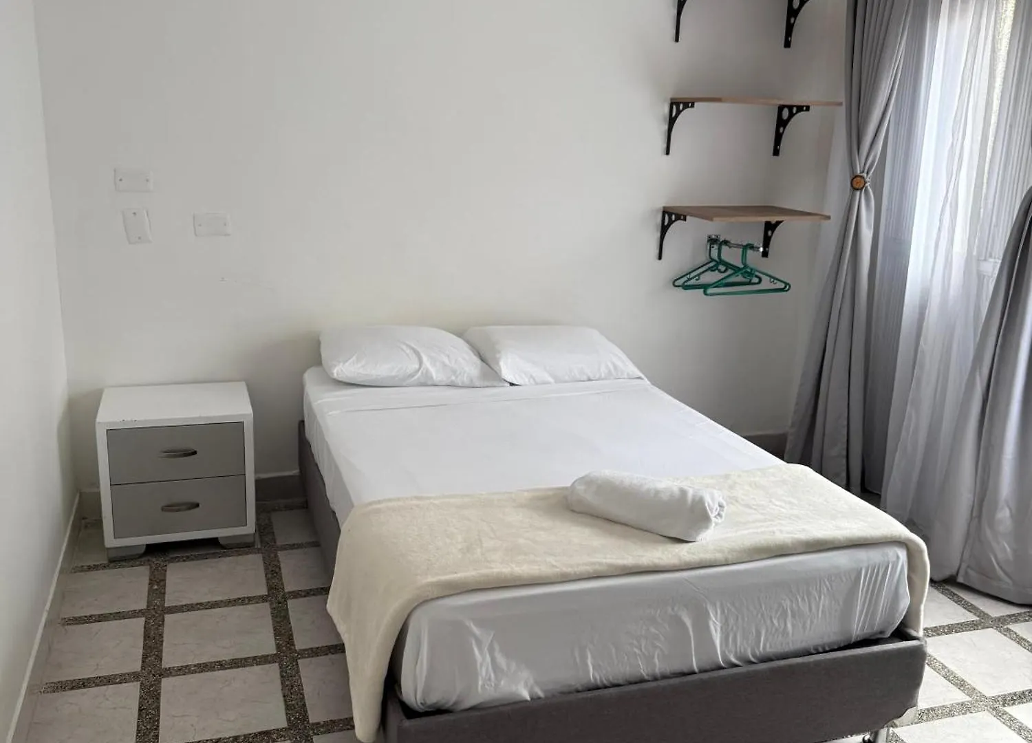 Guest house Road Living Home Medellin Colombia